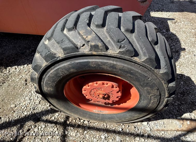 image for item ED3989 1999 JLG 600S boom lift