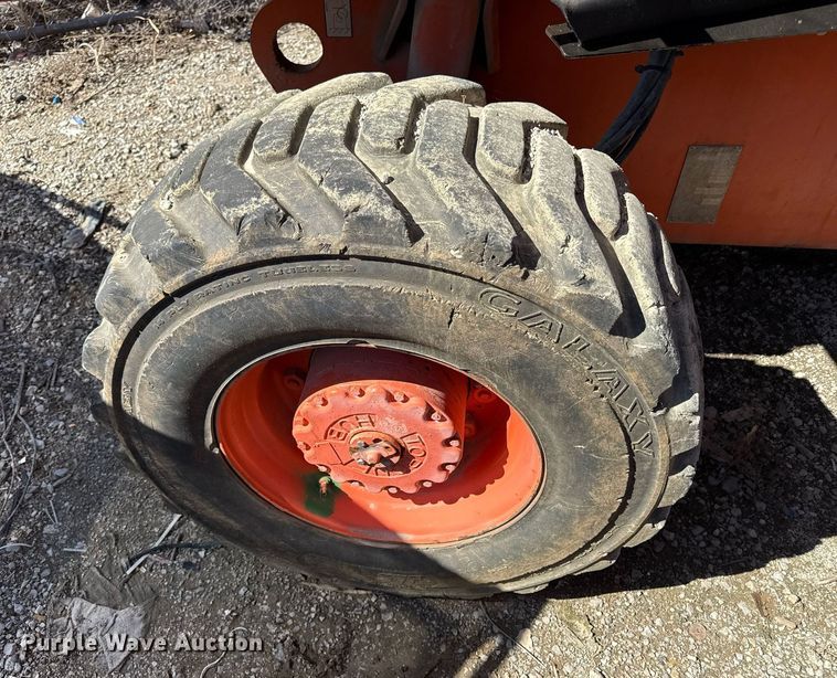 image for item ED3989 1999 JLG 600S boom lift