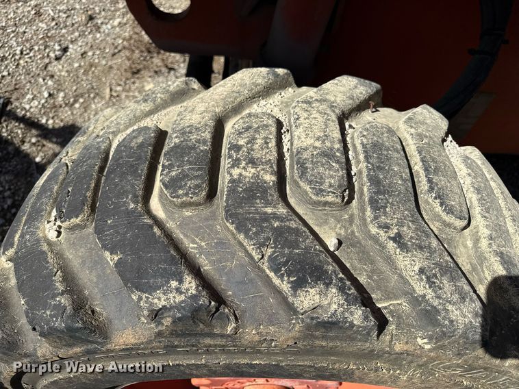 image for item ED3989 1999 JLG 600S boom lift