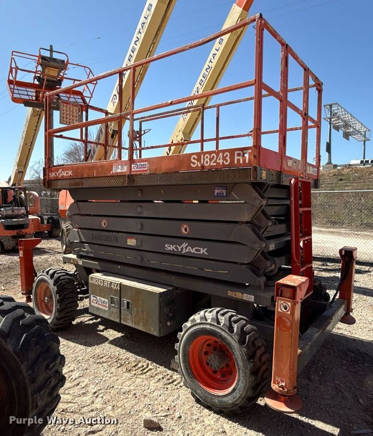 image for item ED3990 2007 SkyJack SJ8243RT scissor lift
