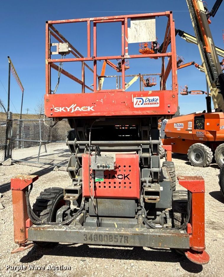 image for item ED3990 2007 SkyJack SJ8243RT scissor lift
