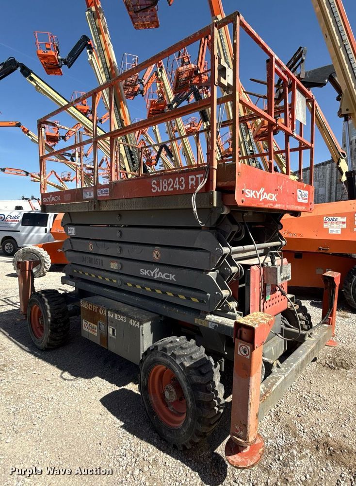 image for item ED3990 2007 SkyJack SJ8243RT scissor lift