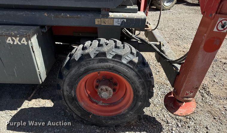 image for item ED3990 2007 SkyJack SJ8243RT scissor lift