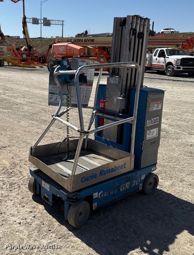 image for item ED3991 Genie GR-20 vertical lift