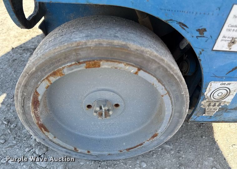 image for item ED3991 Genie GR-20 vertical lift