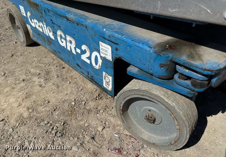 image for item ED3991 Genie GR-20 vertical lift
