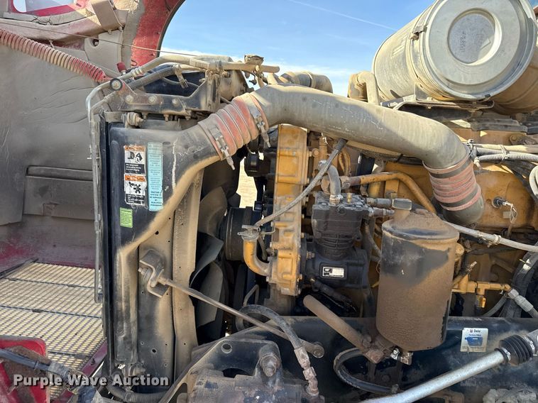 image for item ED4088 2005 Kenworth T800 fuel / lube truck