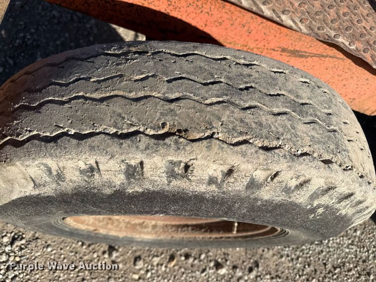 image for item ED4089 1987 Broce T10 broom