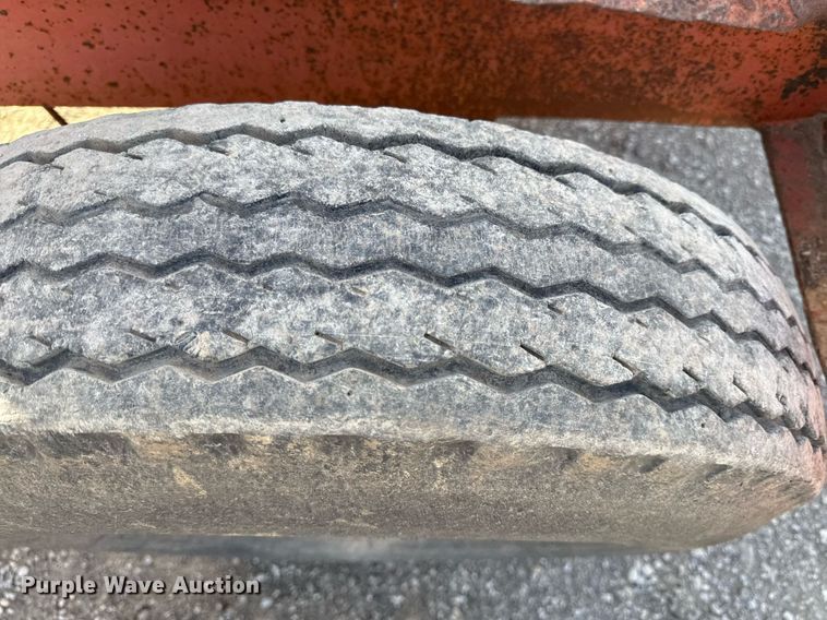 image for item ED4089 1987 Broce T10 broom