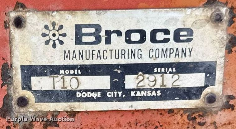 image for item ED4089 1987 Broce T10 broom