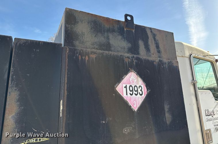 image for item ED4091 1996 Kenworth T300 flatbed truck