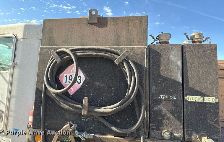 image for item ED4091 1996 Kenworth T300 flatbed truck