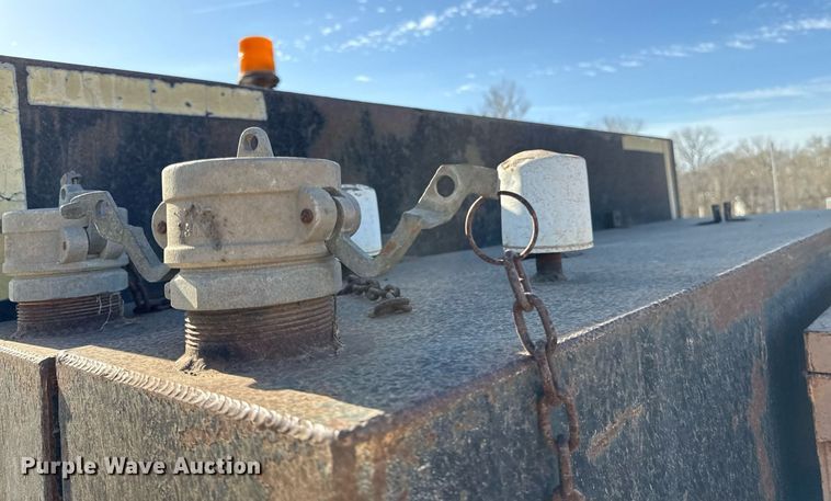 image for item ED4091 1996 Kenworth T300 flatbed truck