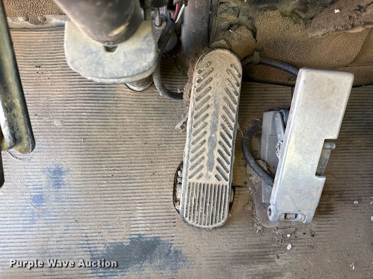 image for item ED4091 1996 Kenworth T300 flatbed truck