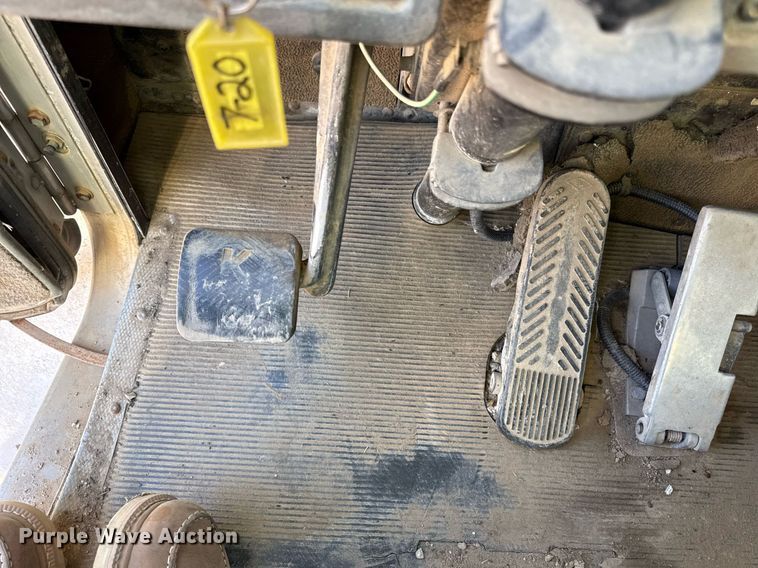 image for item ED4091 1996 Kenworth T300 flatbed truck