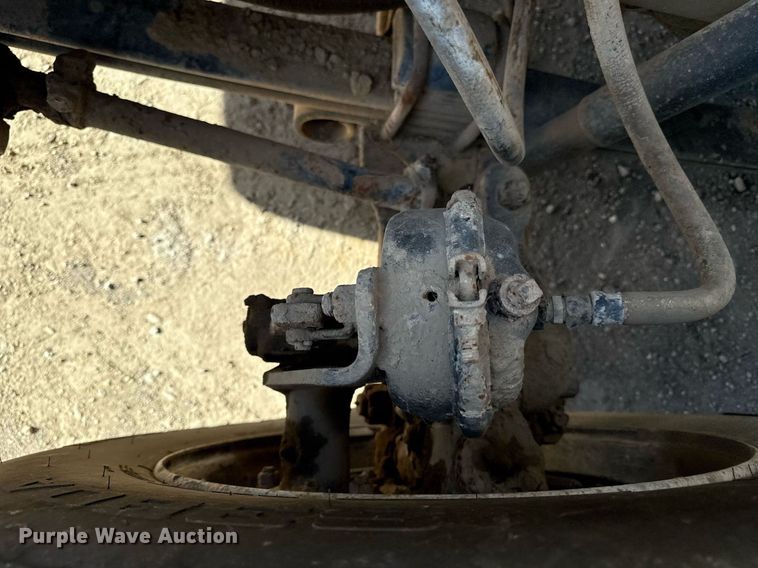 image for item ED4091 1996 Kenworth T300 flatbed truck