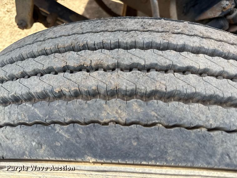 image for item ED4091 1996 Kenworth T300 flatbed truck