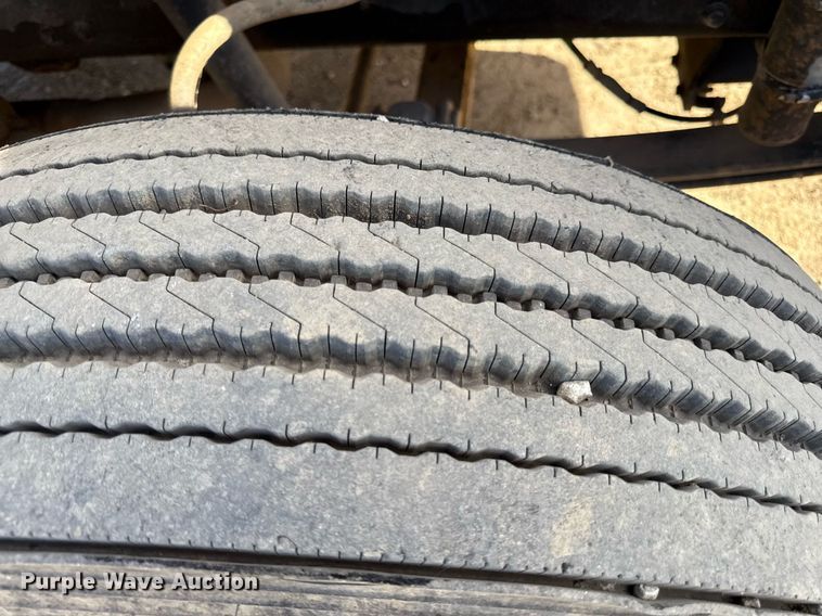 image for item ED4091 1996 Kenworth T300 flatbed truck