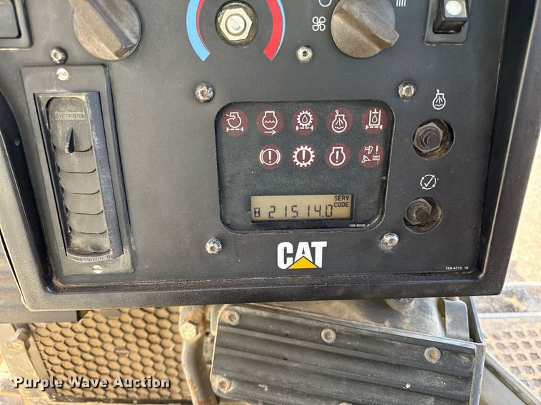 image for item ED4092 2002 Caterpillar D8R II dozer