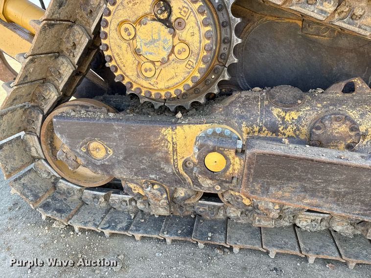 image for item ED4092 2002 Caterpillar D8R II dozer