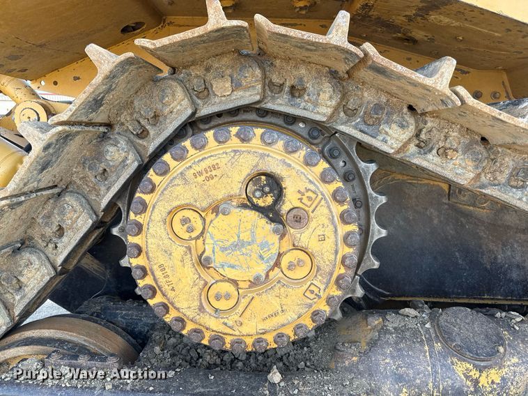 image for item ED4092 2002 Caterpillar D8R II dozer