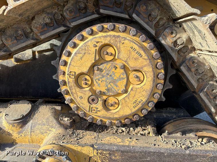 image for item ED4092 2002 Caterpillar D8R II dozer