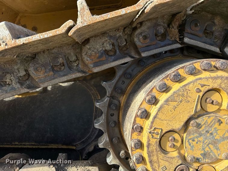 image for item ED4092 2002 Caterpillar D8R II dozer