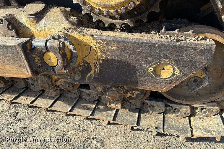 image for item ED4092 2002 Caterpillar D8R II dozer