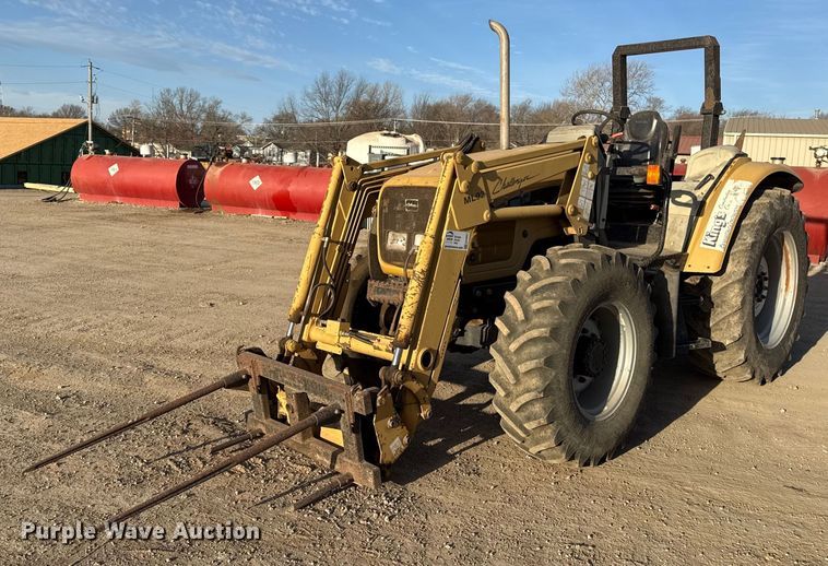 image for item ED4093 Challenger MT425B MFWD tractor