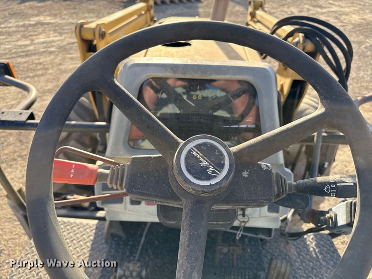 image for item ED4093 Challenger MT425B MFWD tractor