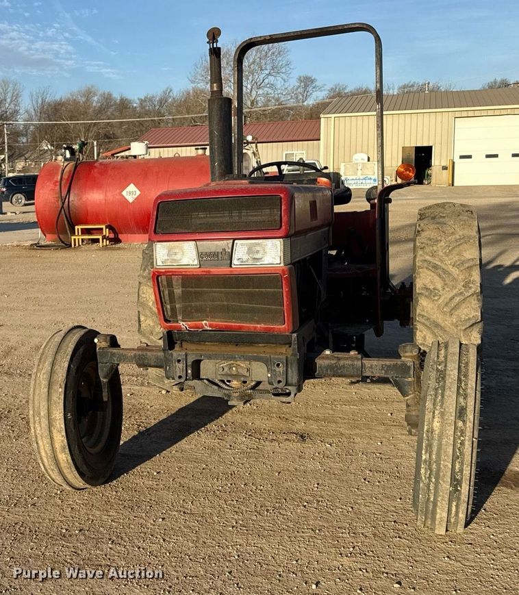 image for item ED4094 1991 Case IH 395 tractor
