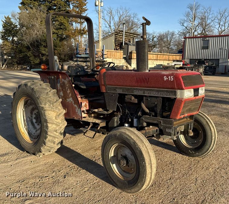 image for item ED4094 1991 Case IH 395 tractor