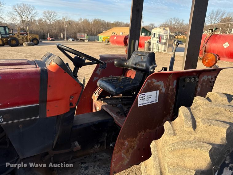 image for item ED4094 1991 Case IH 395 tractor