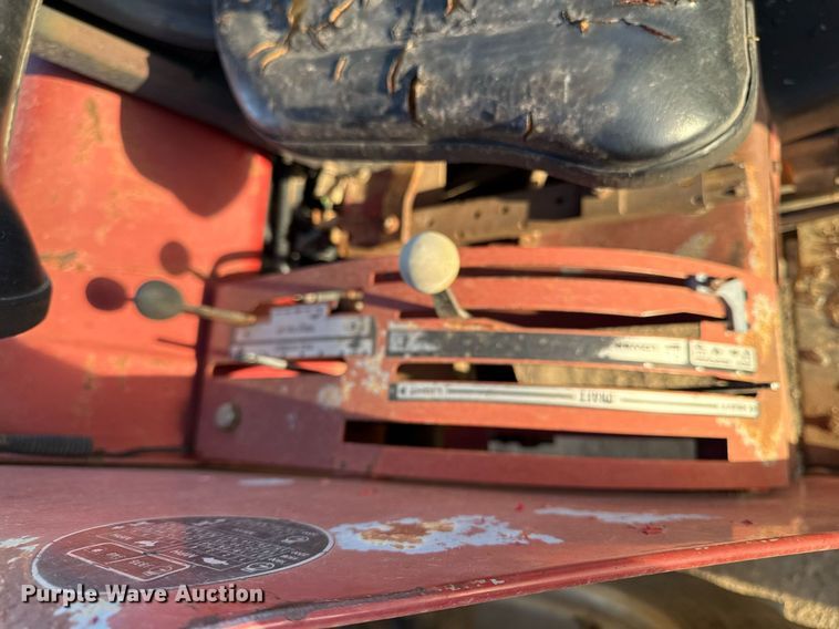 image for item ED4094 1991 Case IH 395 tractor