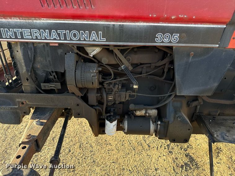 image for item ED4094 1991 Case IH 395 tractor