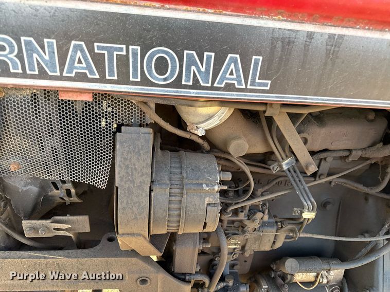 image for item ED4094 1991 Case IH 395 tractor