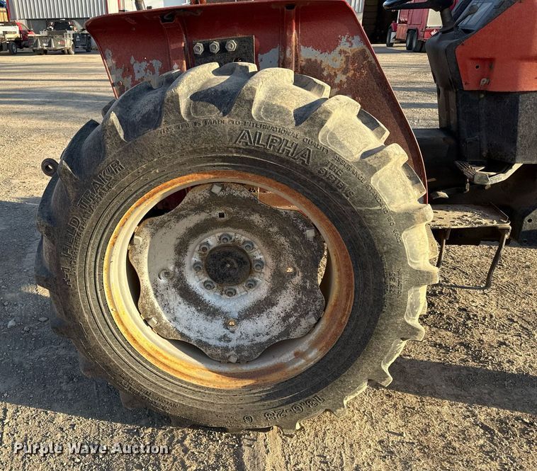 image for item ED4094 1991 Case IH 395 tractor