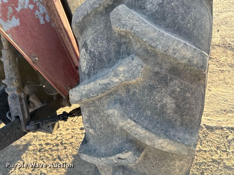 image for item ED4094 1991 Case IH 395 tractor