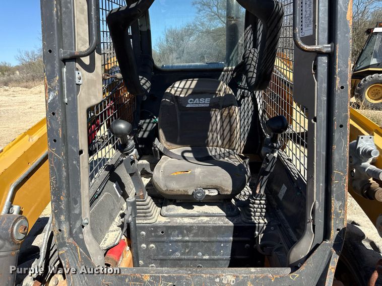 image for item ED5559 2014 Case SR130 skid steer loader