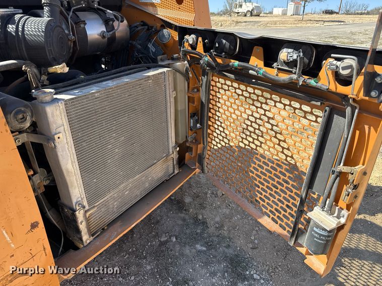 image for item ED5559 2014 Case SR130 skid steer loader