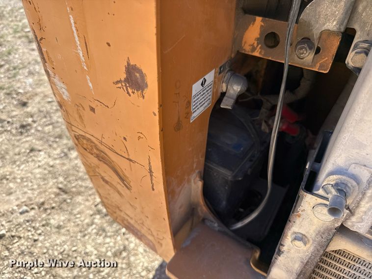 image for item ED5559 2014 Case SR130 skid steer loader