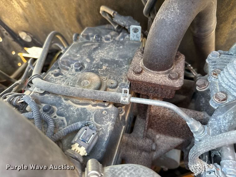 image for item ED5559 2014 Case SR130 skid steer loader