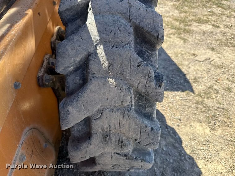 image for item ED5559 2014 Case SR130 skid steer loader