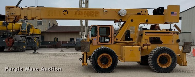 image for item ED5562 2012 Broderson RT-300-2F crane