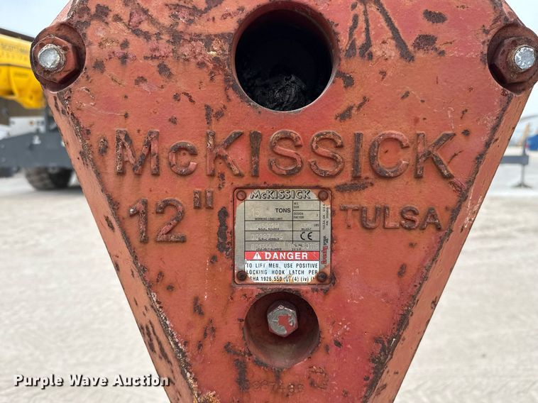 image for item ED5562 2012 Broderson RT-300-2F crane