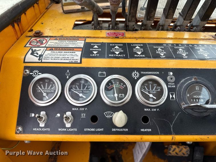 image for item ED5562 2012 Broderson RT-300-2F crane