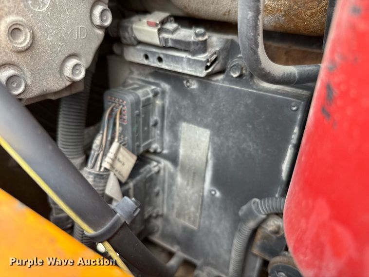 image for item ED5562 2012 Broderson RT-300-2F crane