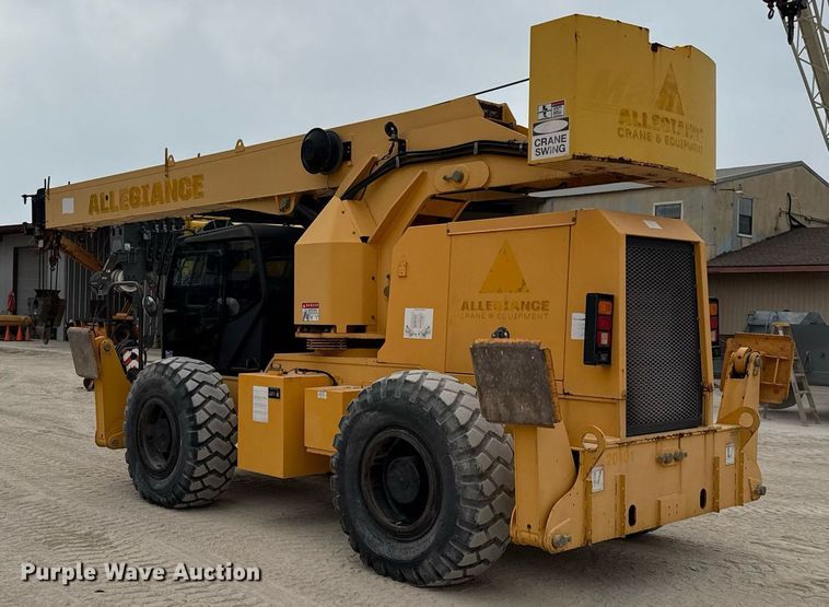 image for item ED5563 Manitex M-150 crane