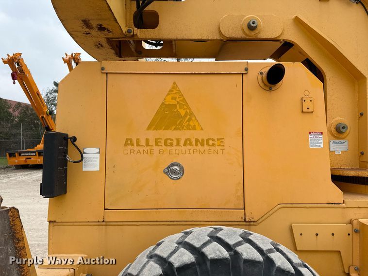 image for item ED5563 Manitex M-150 crane