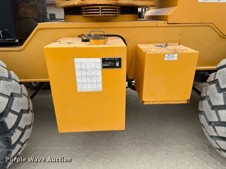 image for item ED5563 Manitex M-150 crane